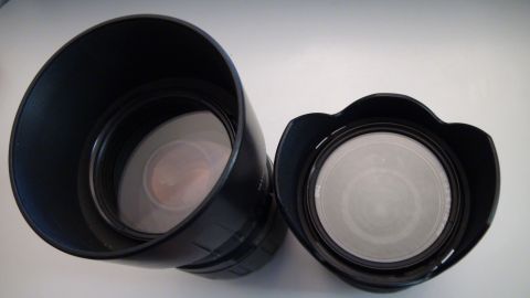 1993 Ford Taurus - Two camera lenses are shown side-by-side, one larger than the other.