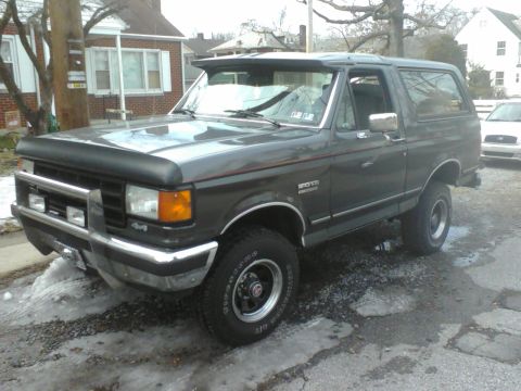 1988 Ford Bronco - This Ford Bronco appears to be from the late 1980s, likely around 1987, based on its body style.