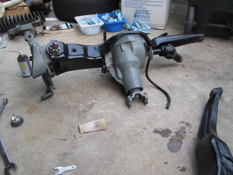 1995 Ford Bronco - Autofab 4 in lift housing