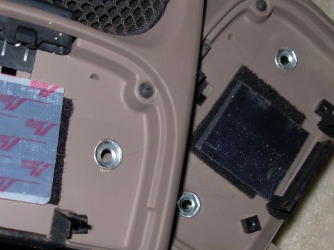 1983 Ford Bronco - Reinforcing Washers glued into broken & drilled holes. See also: [url=http://www.supermotors.net/registry/media/848710] http://www.supermot…