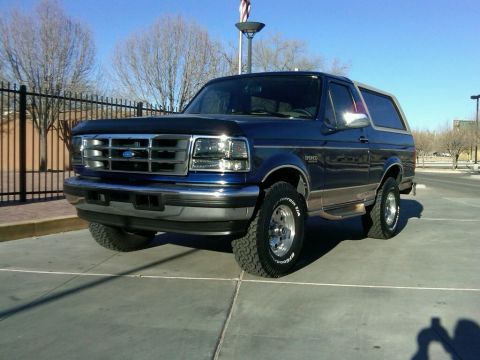 1996 Ford Bronco photo