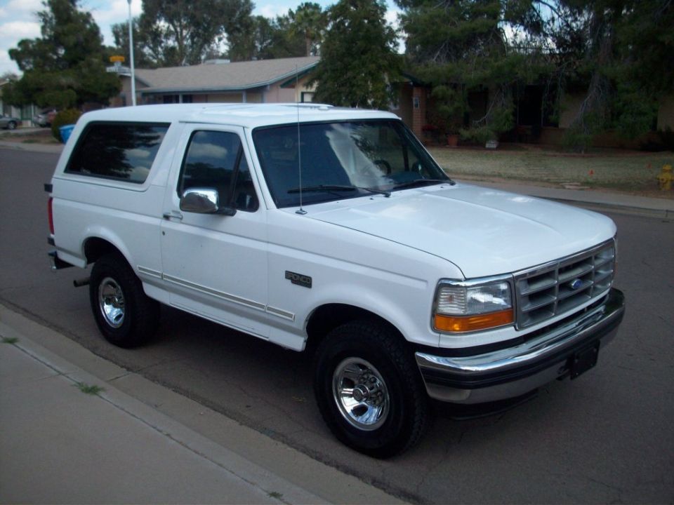 1995 Ford Bronco “McQueen”