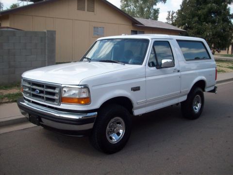 1995 Ford Bronco photo