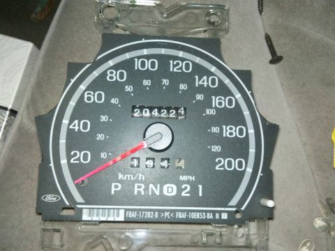 1998 Ford Crown Victoria - Instrument cluster from a Ford Crown Victoria, showing odometer and speedometer readings.
