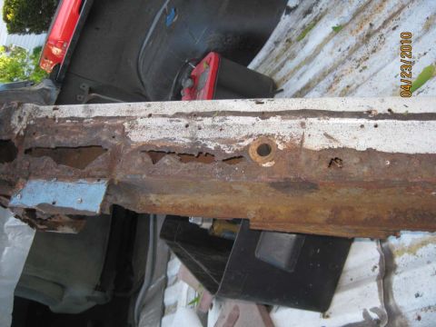 1983 Ford Bronco - Tub support rotted out