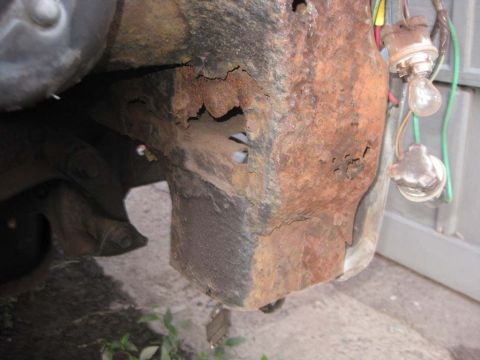 Tub Support - 1983 Ford Bronco