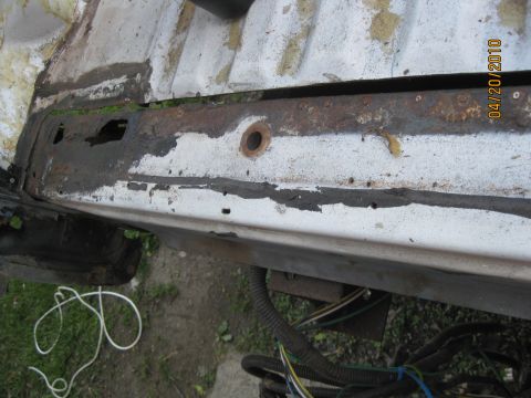 1983 Ford Bronco - Here the tub floor is only cut back enough to free up the tub support. It will get vcut back more as I fit the donor tub support into place.