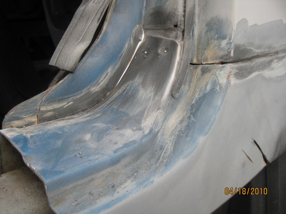 As you can see there is a lot of stuff to come apart.  The L shaped piece holds one of the seals. I had to cut the welds with a weld cutter and that didn't leave much so I ended up rebuilding it.