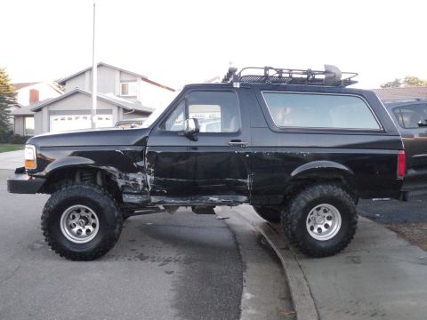 1993 Ford Bronco photo