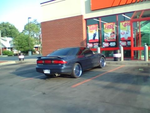 1994 Ford Probe - later, I had the chrome sandblasted off of the 20" Benchi B8's. I had them powder coated in Hyundai Blue.