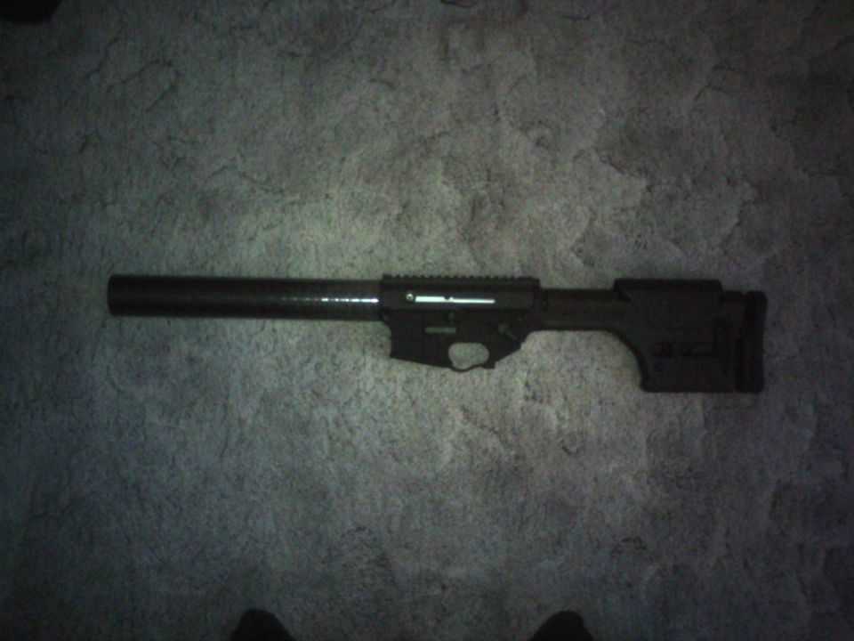 AR-15 rifle receiver and barrel assembly