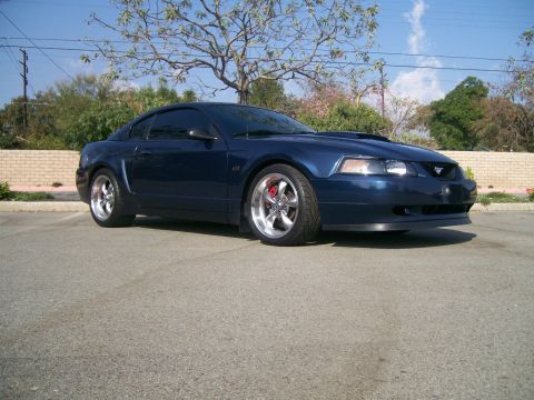 2001 Ford Mustang photo