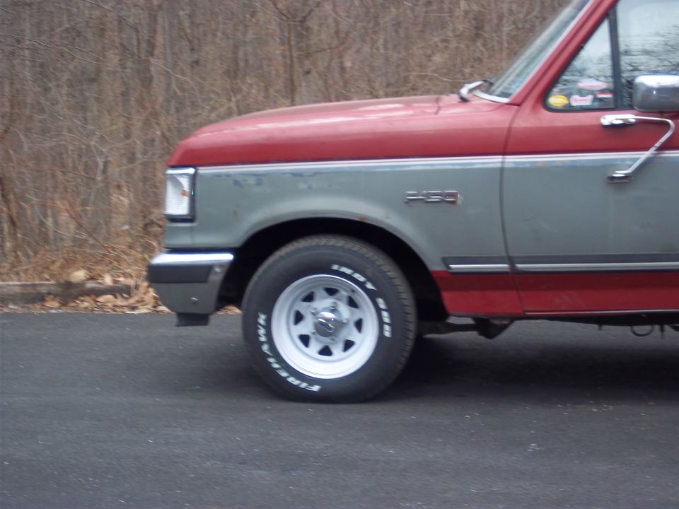 1989 Ford F-150 “victor”