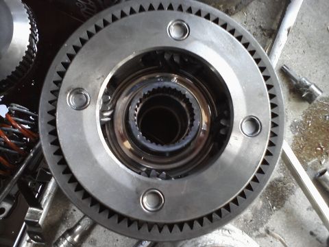 1993 Ford Taurus - A transmission part is shown, not a 1993 Ford Taurus.
