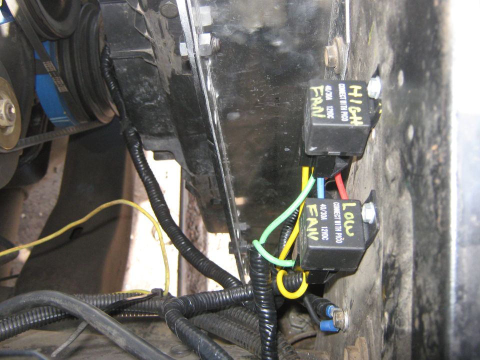 Engine bay wiring with two relays labeled HIGH FAN and LOW FAN, 40/30A 12VDC