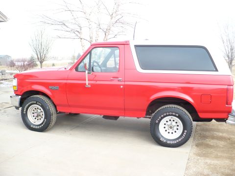 1992 Ford Bronco photo