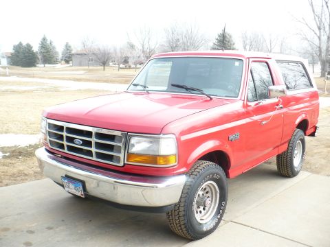 1992 Ford Bronco photo
