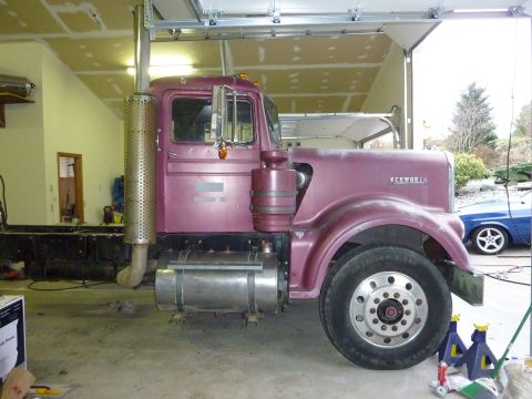 1959 Kenworth W900A “CC925”