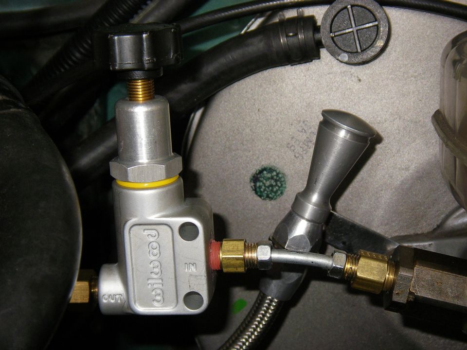 Wilwood brake proportioning valve with adjustment knob and braided line