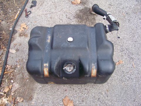 1989 Ford Bronco - Fuel tank with filler neck removed from a vehicle.