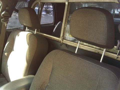2003 Ford Crown Victoria photo