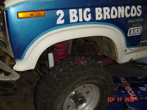 1989 Ford Bronco - Trim is off the front fender...getting ready