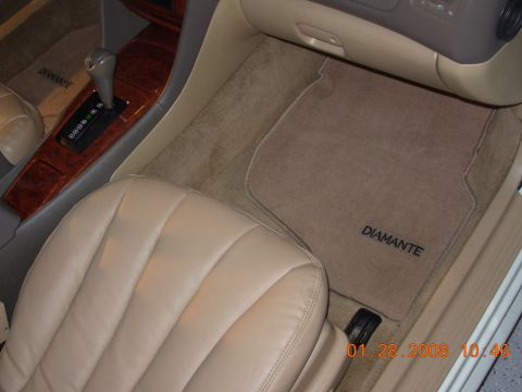 1999 Mitsubishi Diamante photo