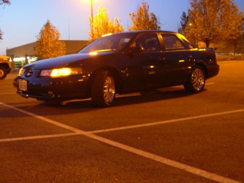 1995 Ford Taurus photo