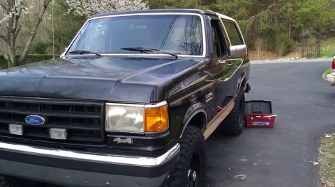 1989 Ford Bronco photo