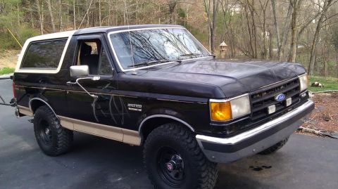1989 Ford Bronco photo