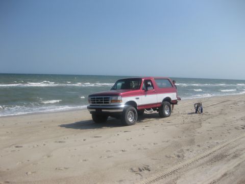 1995 Ford Bronco photo