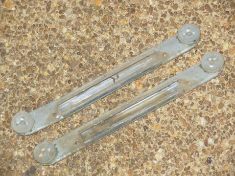 1983 Ford Bronco - '78-96 Bronco Tailgate Glass Brackets (E8TZ-98422B18-A) Note shattered glass may still be present under riveted clamps.