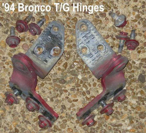 1983 Ford Bronco - '78-96 Bronco Tailgate Hinges (D8TZ9843000A Right; D8TZ9843001A Left) no rust or apparent wear