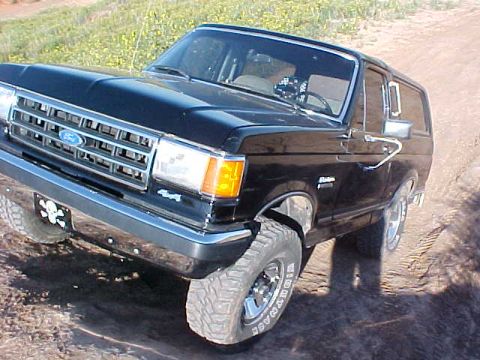 1989 Ford Bronco photo