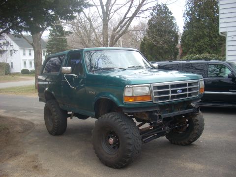 1996 Ford Bronco - This 1996 Ford Bronco is modified with a lifted suspension and oversized tires.