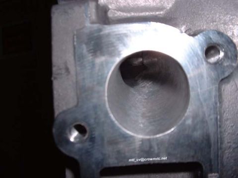 2000 Ford Crown Victoria - Exhaust port.
