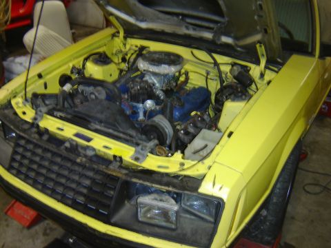 1979 Ford Mustang - 1970 351W 4V fits nice.