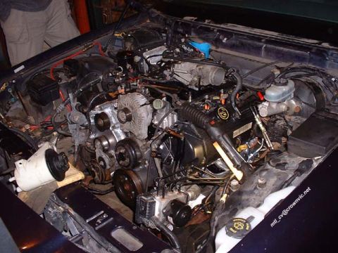 2000 Ford Crown Victoria - It's back in there!
