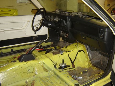 1979 Ford Mustang - floor look great. no crack's or rust, cool!