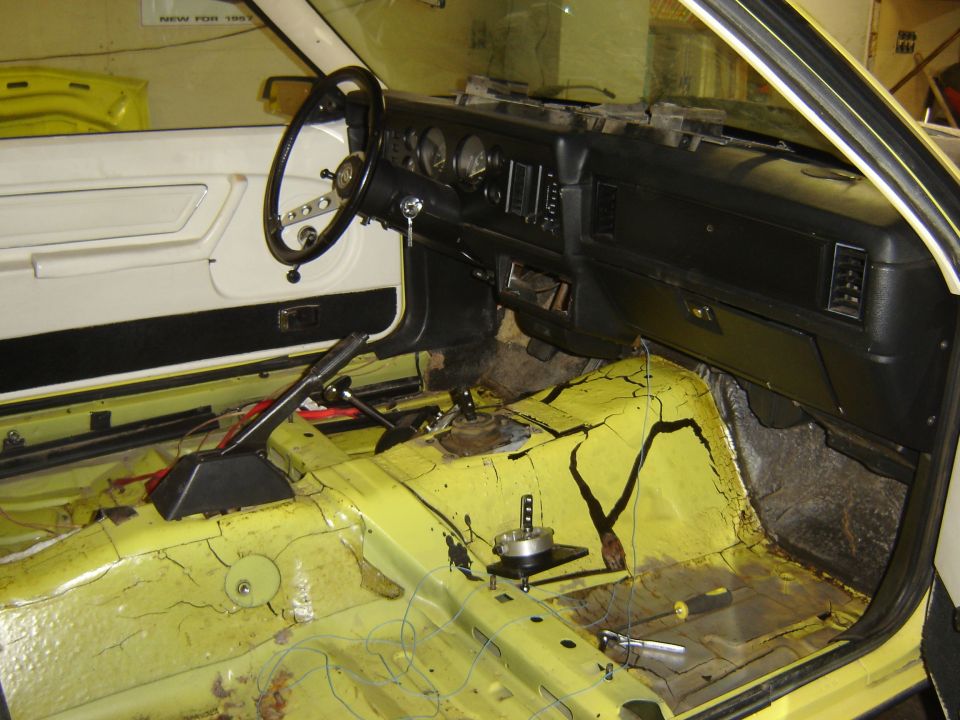 floor look great. no crack's  or rust, cool!