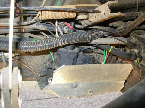 1975 Ford Bronco - This is a BWD (Pollack) FSV2A from O'Reilly attached by 1 bolt to a simple bracket I cut & bent, with a scrap of galvanized gutter attached…