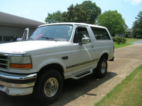 1995 Ford Bronco photo