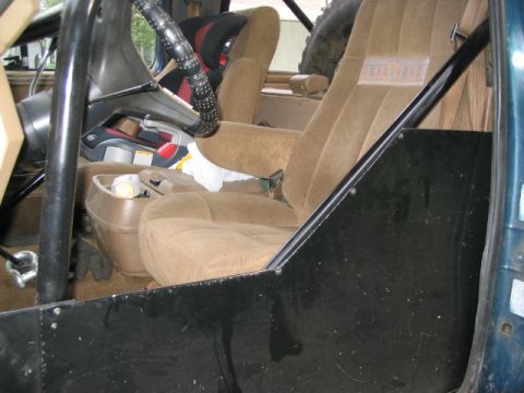 1986 Ford Bronco - Now I drilled and screwed along the tube going up and going front tube going down