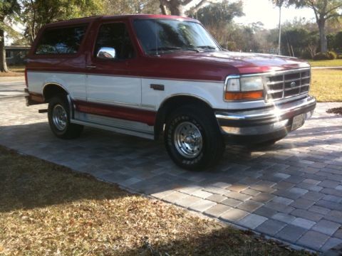 1995 Ford Bronco photo