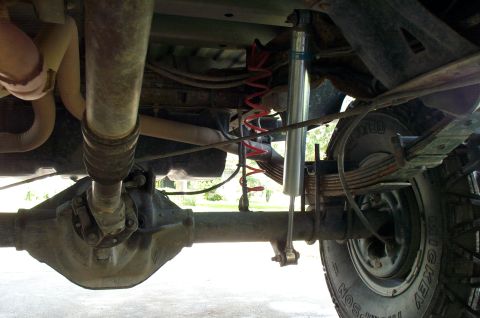 1995 Ford Bronco - Rear axle.