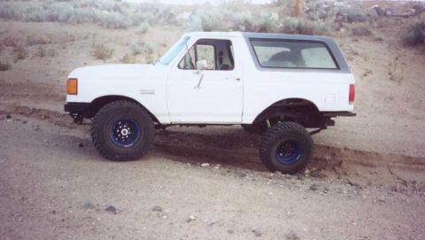 1987 Ford Bronco - what the other side looks like