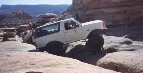 1987 Ford Bronco - me on golden crack... no lockers and drove out