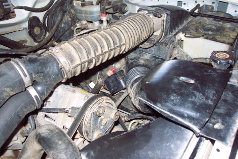 1996 Ford Bronco - This is the space we have to work with. (9/28/2003)