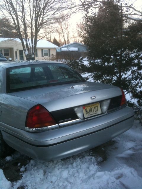 1999 Ford Crown Victoria photo