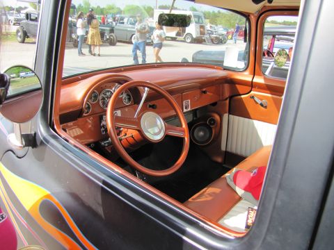 2006 BMW 5 Series - Interior view of a classic truck, a custom dashboard and seating.